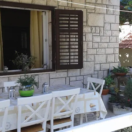 Marija - 70m From Sea Apartment
